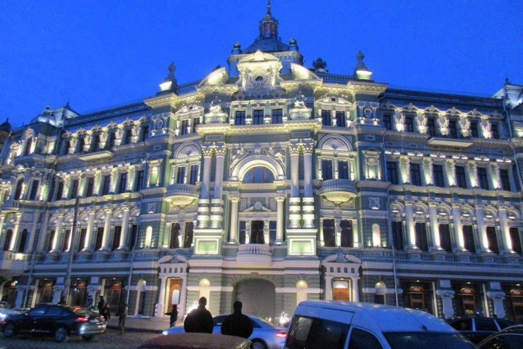 Три Квартала От Оперного-Тихий Лофт-Новый Апарт Odessa Esterno foto