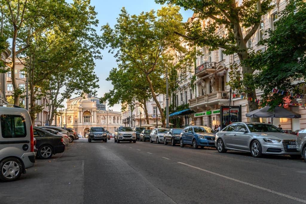 Три Квартала От Оперного-Тихий Лофт-Новый Апарт Odessa Esterno foto